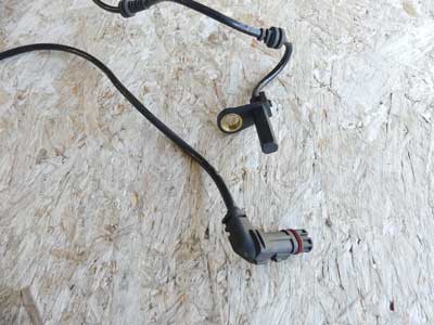 Mercedes ABS Wheel Speed Sensor, Front Left or Right A2215400317 C216 W221 CL550 S5502